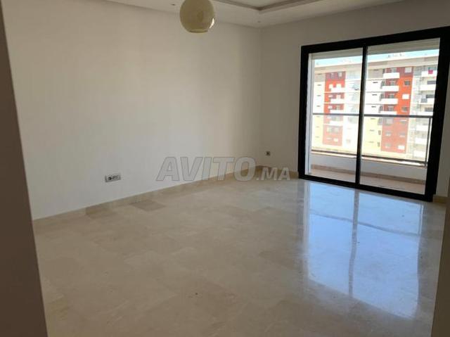 Appartement à louer 84 m² à Rabat