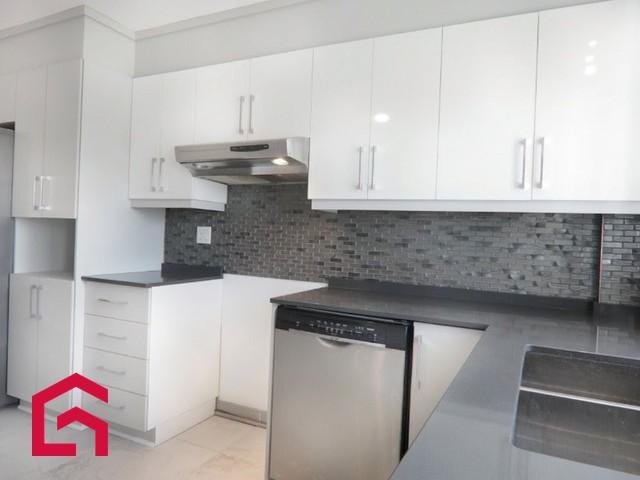 Appartement à Louer 8532,12e Avenue, Villeray/Saint Michel/Parc Extension Montréal 11 photos | Logis Québec