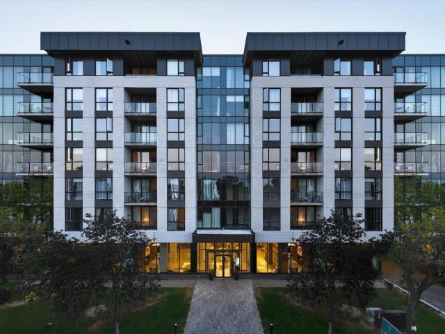 Appartement à Louer 815 Avenue Plymouth, Mont Royal 17 photos | Logis Québec