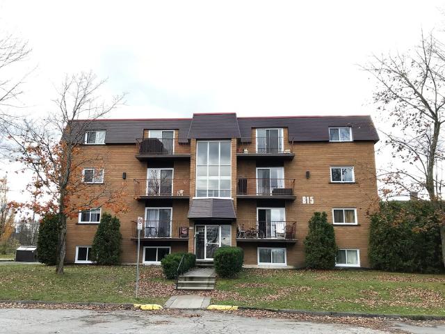 Appartement à Louer 815 Place des Ormeaux, Fleurimont Sherbrooke 6 photos | Logis Québec