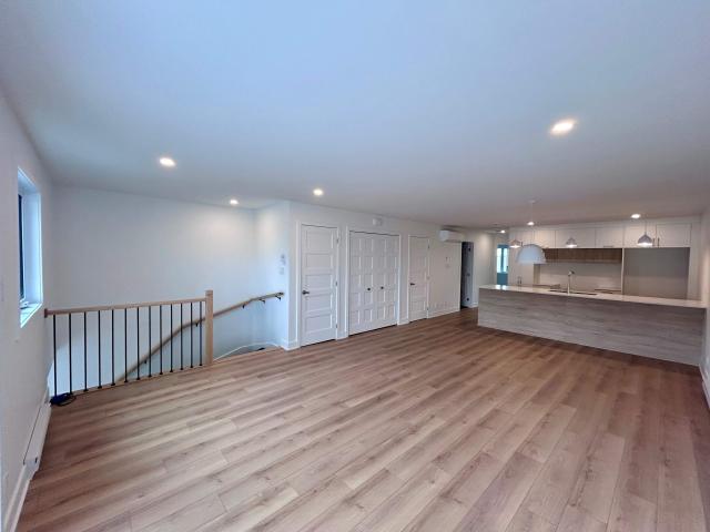 Appartement à Louer 942 Rue du Verbe Divin Granby, Granby 9 photos | Logis Québec