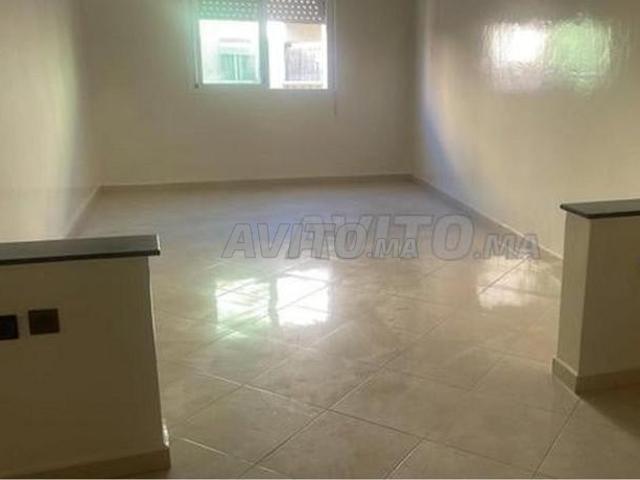 Appartement à louer 94 m² à Temara