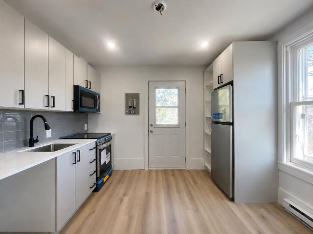 Appartement à Louer 94A,Rue Salaberry, Salaberry de Valleyfield 7 photos | Logis Québec