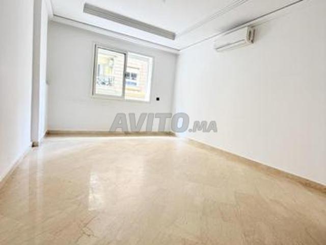 Appartement à louer 96 m² à Casablanca Maarif