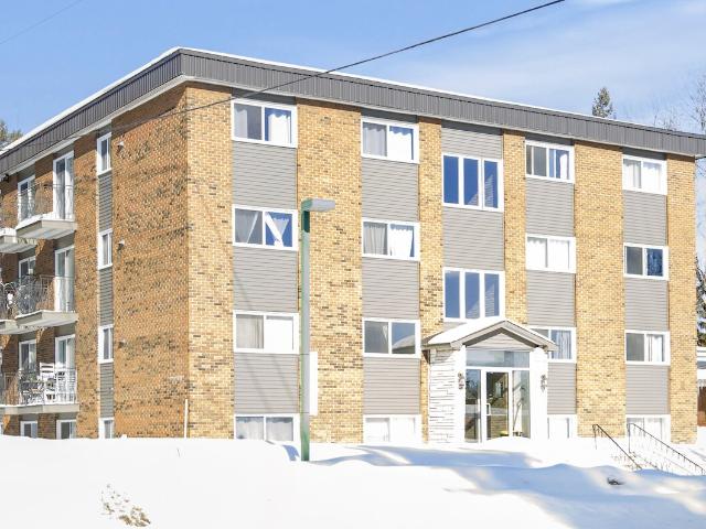 Appartement à Louer 96 Boulevard du Mont Bleu, Hull Gatineau 9 photos | Logis Québec