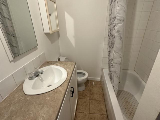 Appartement à Louer 905 courcelette, Mont Bellevue Sherbrooke 8 photos | Logis Québec