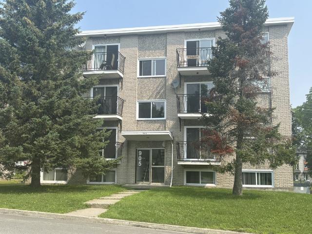 Appartement à Louer 905 Rue Arsenault, Mont Bellevue Sherbrooke 7 photos | Logis Québec
