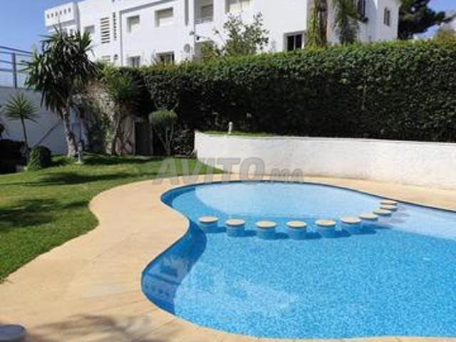Appartement à louer 90 m² à Temara