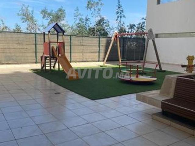 Appartement à louer 93 m² à Victoria Bouskoura