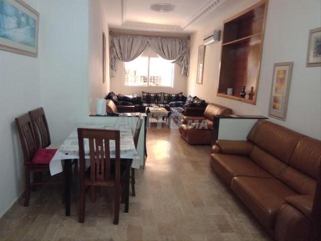 Appartement à louer 93 m² à Rabat
