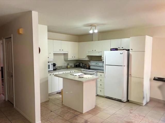 Appartement à Louer 93 Rue Landry, Les Nations Sherbrooke 5 photos | Logis Québec