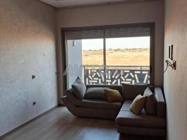 Appartement à louer 93m² à Victoria Bouskoura