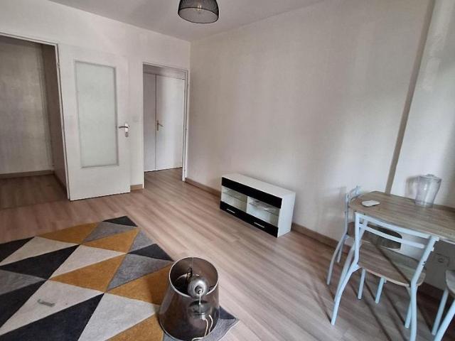 Appartement à PERPIGNAN – 520.0€/mois