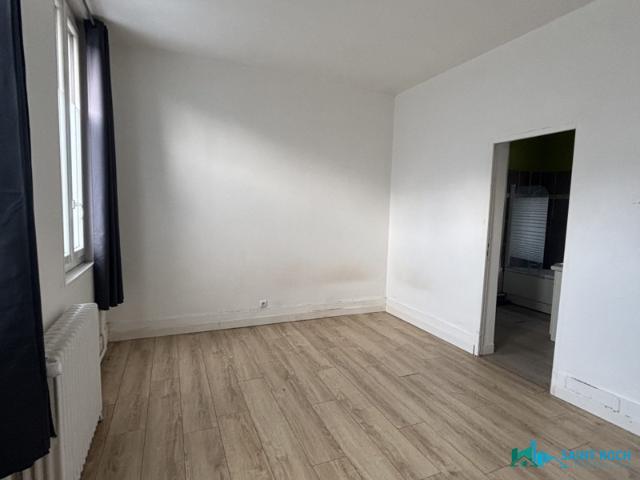 APPARTEMENT A RENOVER COTY FUNICULAIRE
