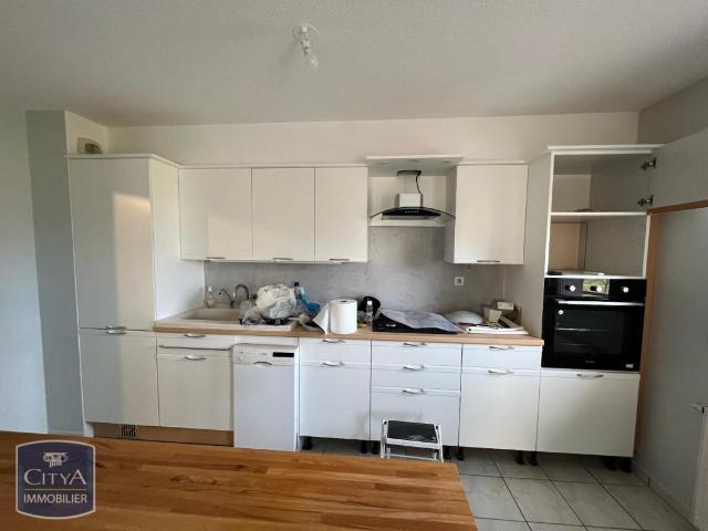 Appartement à Saint Alban Leysse 73230, 3 pièces, de 73m² à 887 €
