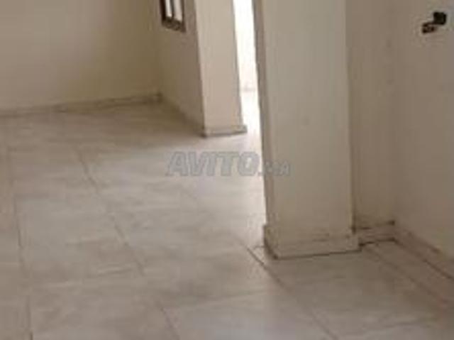 Appartement à usage professionnel à louer 90 m² à Deroua