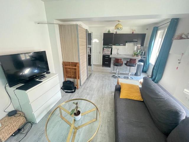 Appartement Villemomble 2 pièce s 39 m2 avec jardin privatif de