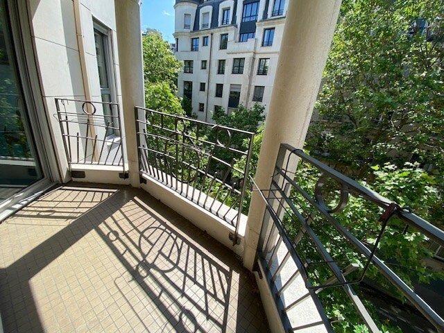 PARIS 75016 RESIDENCE SERVICES 2 P