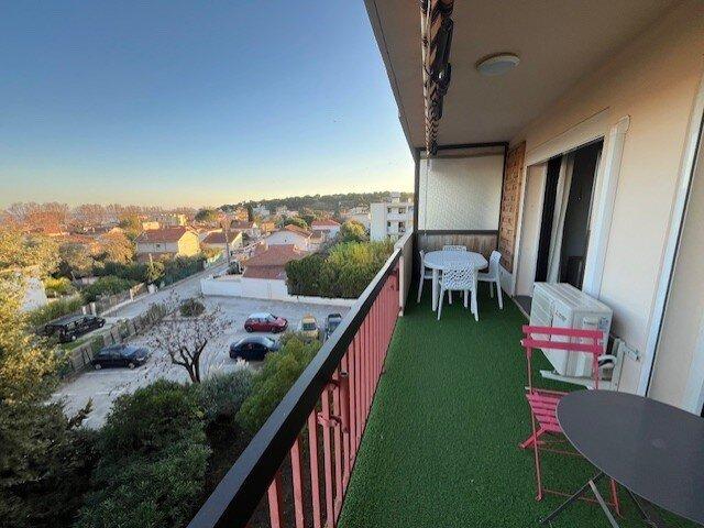 Mar Vivo appartement type 2 dernier étage vue mer