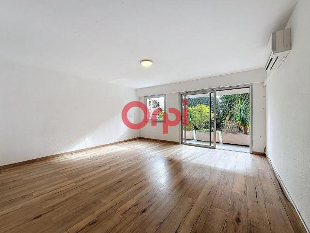 SAINTE MAXIME appartement à vendre proche centre ville