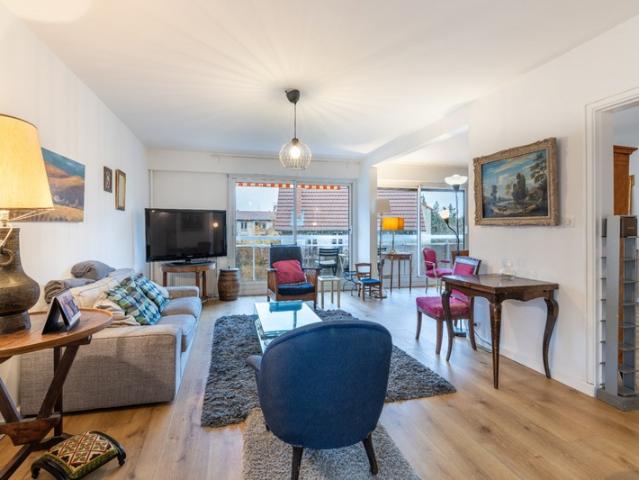 Appartement à vendre 5 pièces, Chamalières 63, 118 m2, 3 chambres, balcon, garage, cave, ascenseur, jardin résidentiel