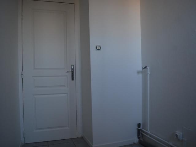 A Vendre Feyzin 69320 T4 CLÉS EN MAIN 78m² 3ÉTAGE PARKING & CAVE 159 000€ FAI