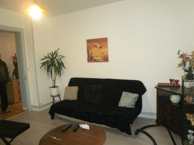 Appartement type F3 avec balcon à rénover