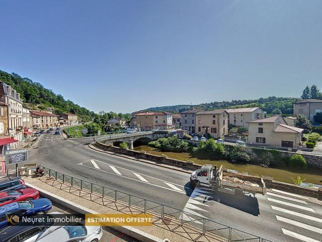 Appartement 4 pièce à aménager SAIN BEL