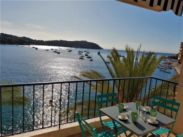VILLEFRANCHE SUR MER APPARTEMENT 3 PIECES TERRASSE & MAGNIFI