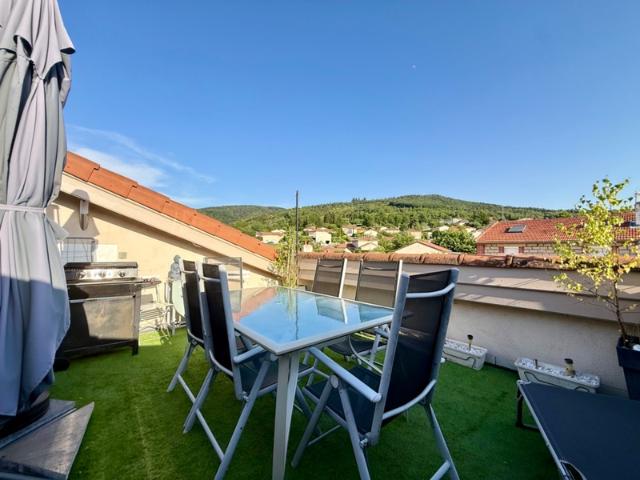 Appartement à vendre 5 pièces LE CHAMBON FEUGEROLLES 42