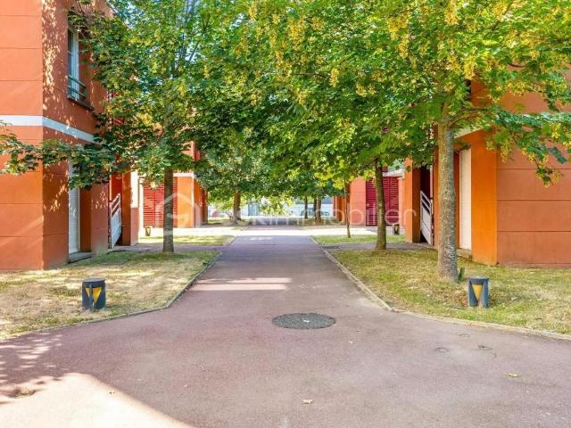 RETOUR DE VENTE Pour investisseur T2 meublé avec parking en