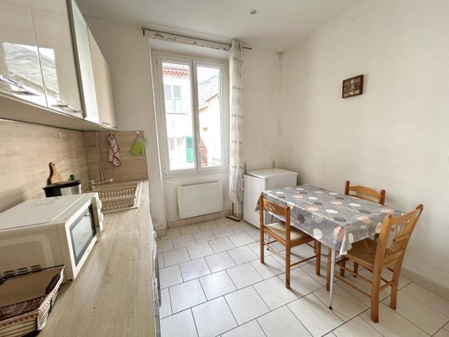 SOUS OFFRE ACCEPTEE ROQUEBILLIERE, Appartement 2 pièces avec c