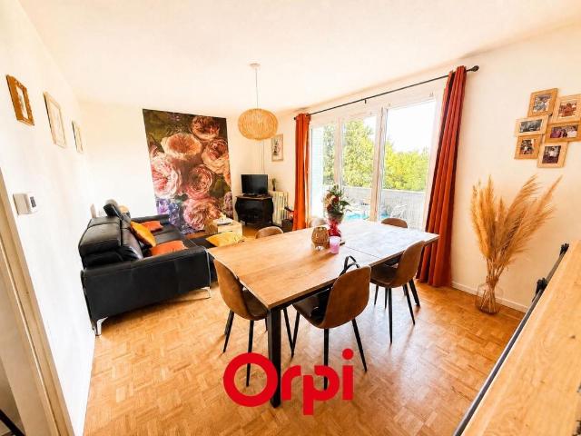 Appartement À Vendre 64m² La Verpillière