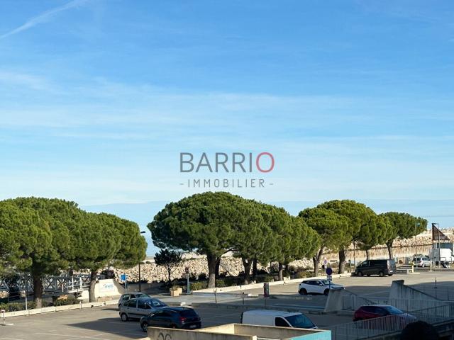Appartement T2 avec loggia et parking Secteur Port