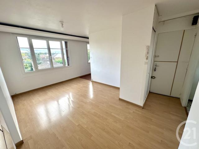 4 pièces