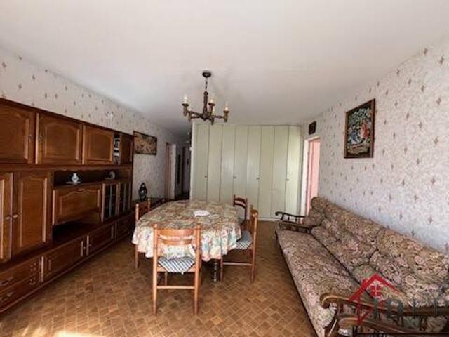 Appartement de 58 m² situé au rez de chaussée d'une résidence