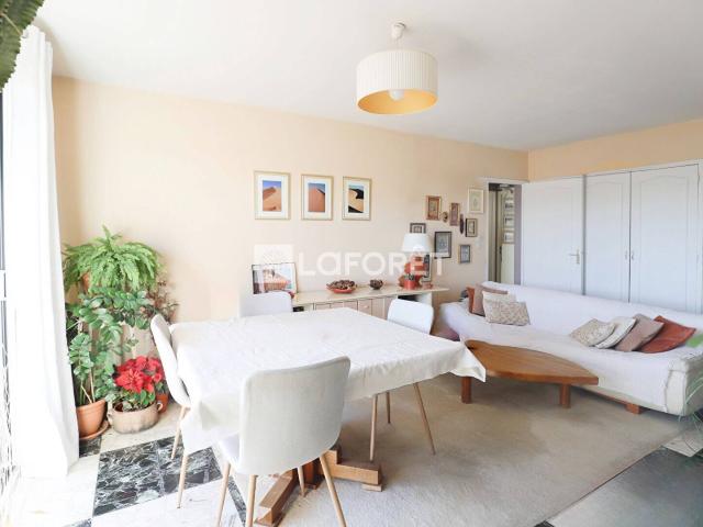 Appartement 3/4 pièces 77 m² à Aix en Provence