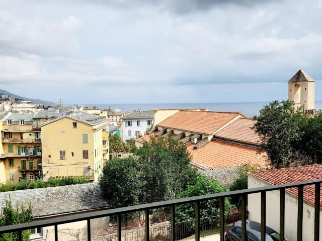 Vente Appartement 96 m² à Bastia 322 000 ¤
