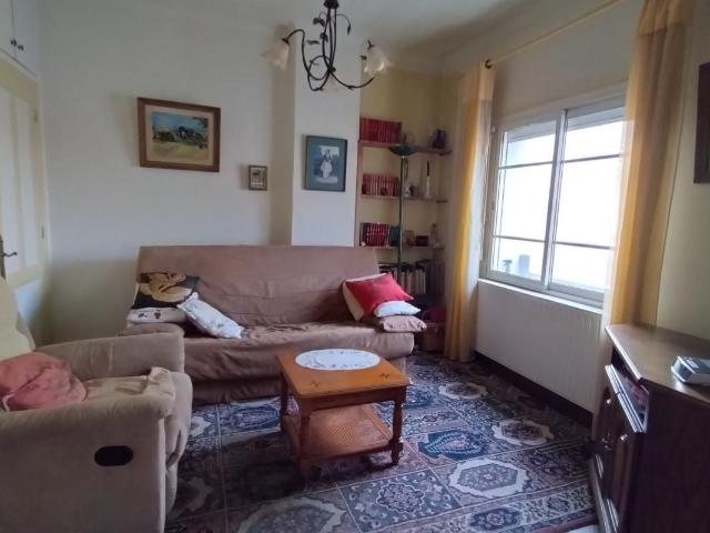 Appartement T2 avec garage À Vendre A Laragne Montéglin