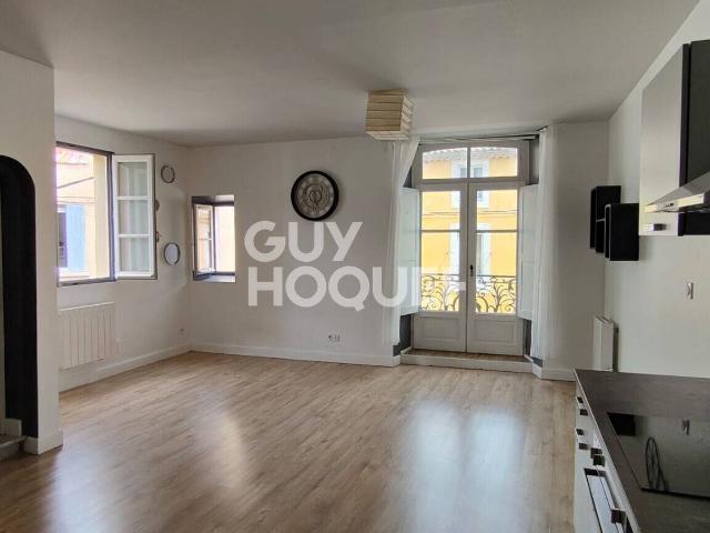 Appartement / Maison de ville type 4 cour + garage CARPEN