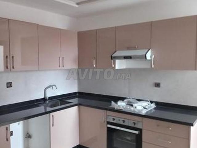 Appartement à vendre 118 m² à Victoria Bouskoura