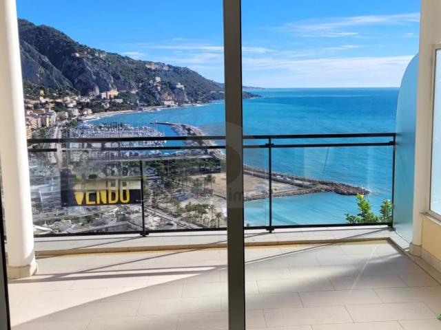 Boulevard de Garavan Appartement trois pièces Vue Mer