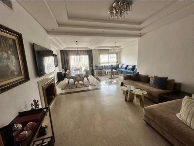 Appartement à vendre 141 m² à Oasis Casablanca