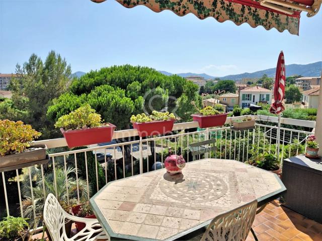 DERNIER ETAGE T3 85M² VUE PANORAMIQUE CALME ABSOLU