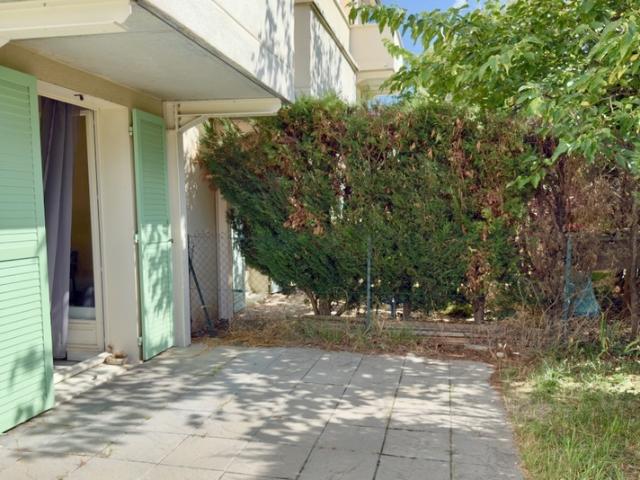 Appartement à vendre 1 pièces BRON 69