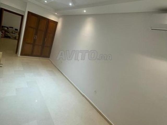 Appartement à vendre 222 m² à Rabat