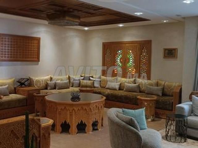 Appartement à vendre 233 m² à Hay Riad Rabat