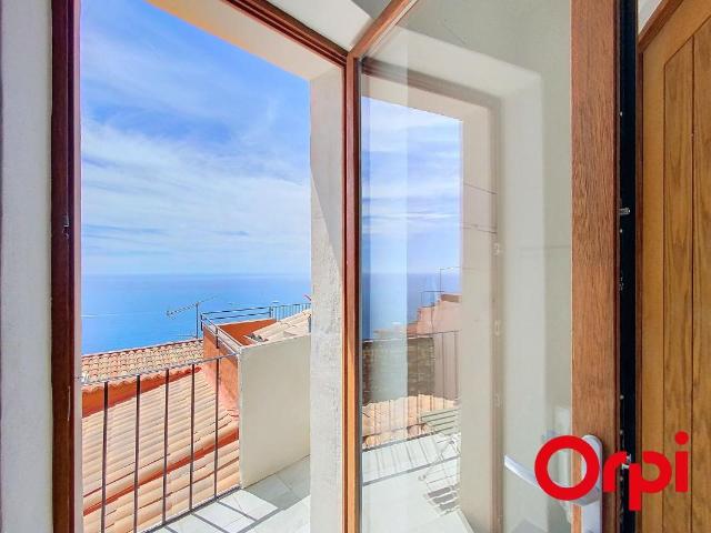 ROQUEBRUNE CAP MARTIN / ROQUEBRUNE VILLAGE: 2 PIECES AVEC BALCO