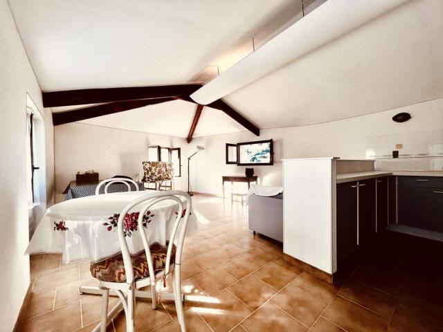 GORBIO APPARTEMENT DE 48M² EN DERNIER ETAGE