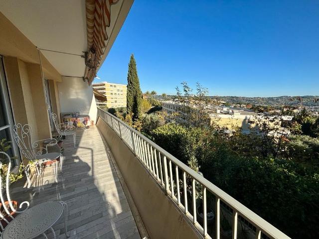 Appartement 93 m2 Grasse